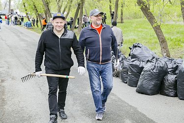 Субботник объединяет коллектив
